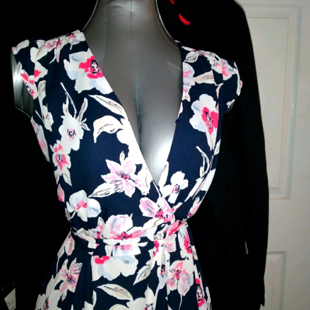BANANA REPUBLIC DRESS - Picture 9 of 16